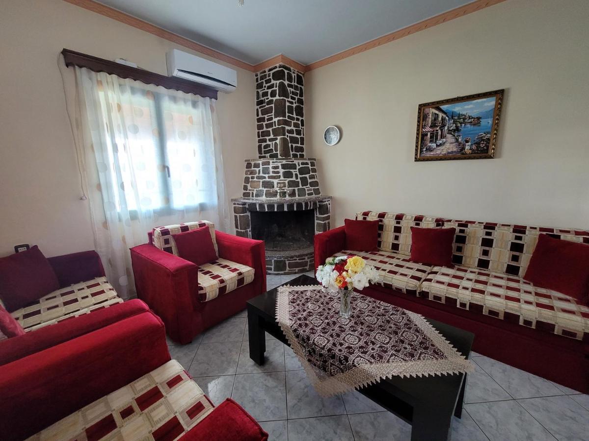 Petrefi Apartments Ksamil Exterior foto
